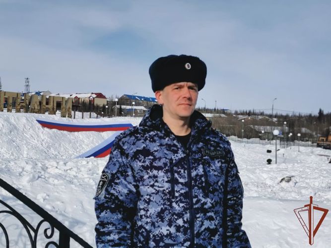 Сотрудники Росгвардии поддержали всероссийскую акцию «Своих не бросаем» на Ямале (видео)