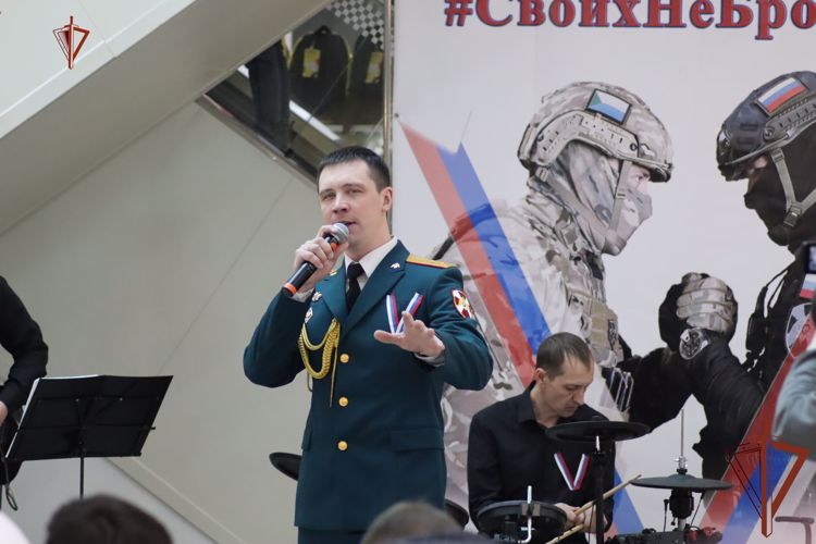 Росгвардия продолжает участие в акции «Своих не бросаем» в Хабаровском крае