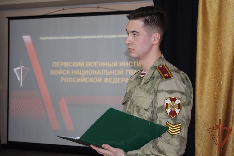 Кировские кадеты встретились с представителями Пермского военного института Росгвардии