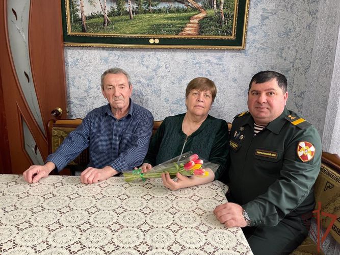 Росгвардейцы навестили семьи погибших сослуживцев в Дагестане