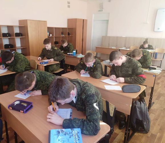 Подшефные Росгвардии карельские кадеты поддержали участников специальной операции на Украине