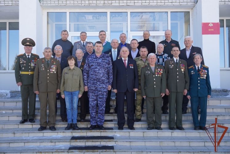 В Чебоксарах ветераны войск правопорядка вновь собрались в день создания воинской части 