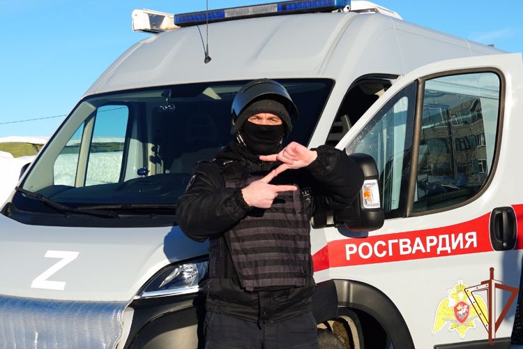 Росгвардейцы из Архангельской области присоединились к акции «Своих не бросаем»