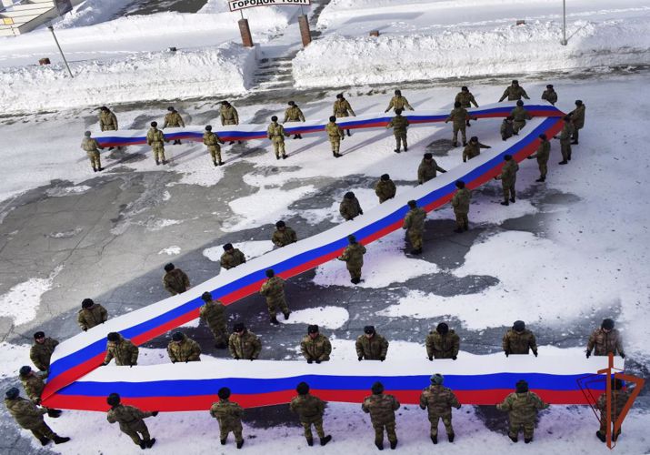 В Уральском округе Росгвардии проходят мероприятия в поддержку военнослужащих, выполняющих задачи по защите жителей Донбасса (видео)