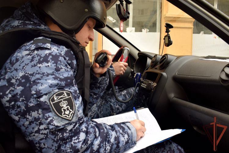 Росгвардейцы задержали распространительницу наркотиков в Нижнем Новгороде