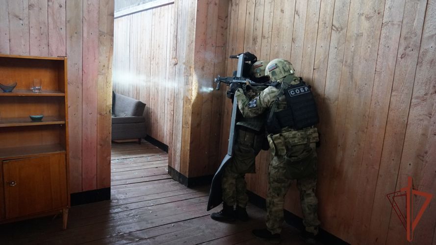 Псковский СОБР «Гепард» Росгвардии отметил 29-летие