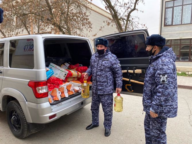 Росгвардейцы из Дагестана направили гуманитарную помощь жителям Донбасса (видео)