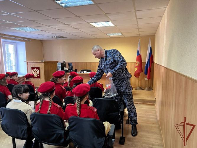 Более 40 тематических встреч ко Дню Росгвардии провело ведомство в Подмосковье 