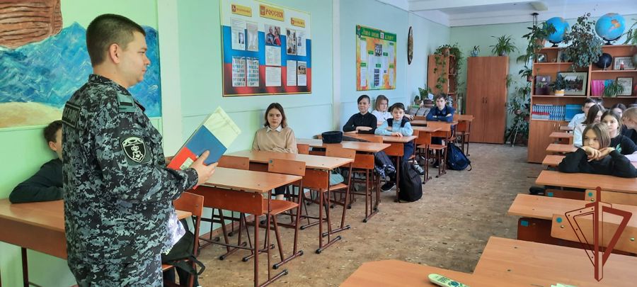 Более 40 тематических встреч ко Дню Росгвардии провело ведомство в Подмосковье 