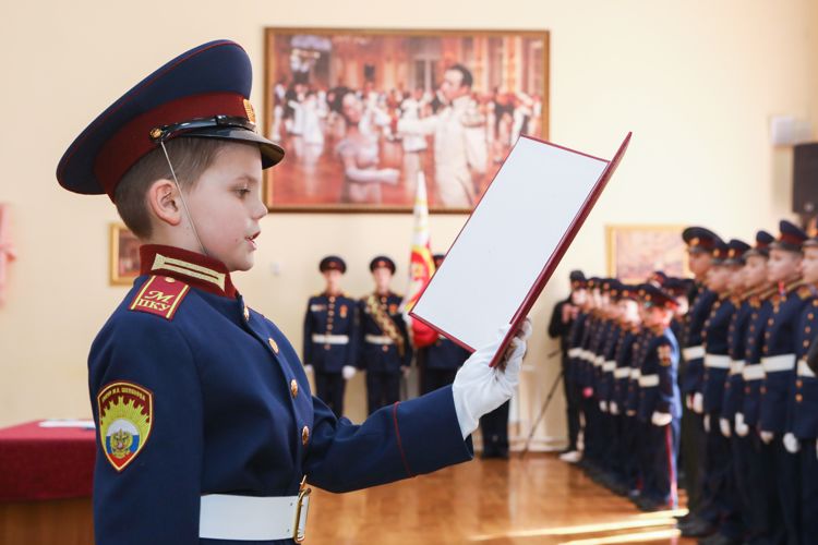 Воспитанники Московского президентского кадетского училища Росгвардии приняли торжественную клятву