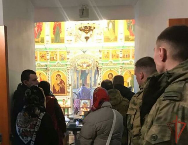 Росгвардейцы приняли участие в литургии за задравие военнослужащих, участвующих в специальной операции