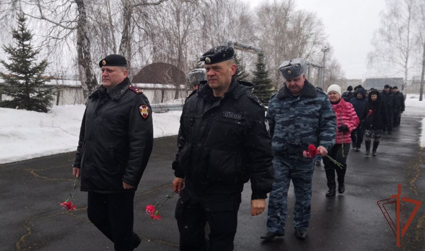  Мероприятия в честь Дня войск национальной гвардии Российской Федерации проходят на Урале 