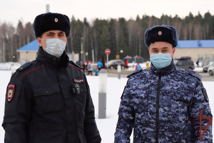 Росгвардия обеспечивает общественный порядок на Зимних играх паралимпийцев в Ханты-Мансийске