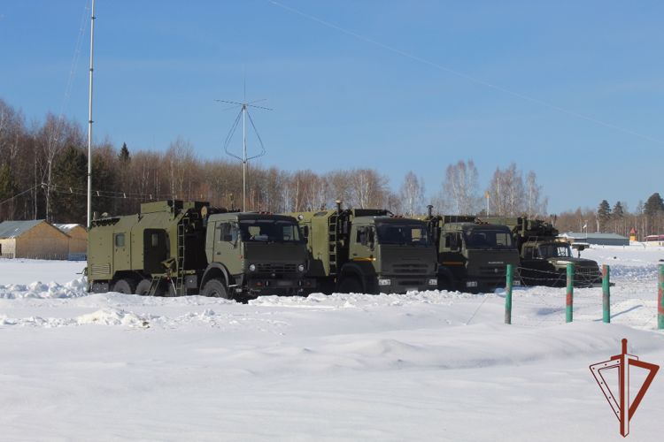 В отдельном батальоне связи Уральского округа Росгвардии проведено  тактико-специальное учение (видео)