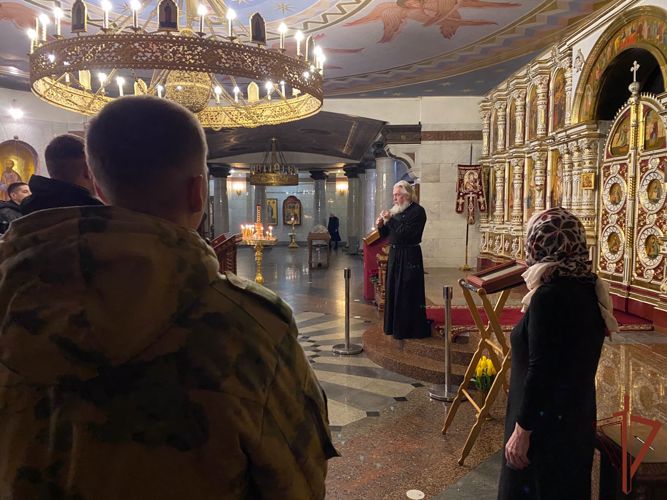 В Уральском округе Росгвардии состоялись богослужения о здравии  участвующих в специальной операции военных (видео)