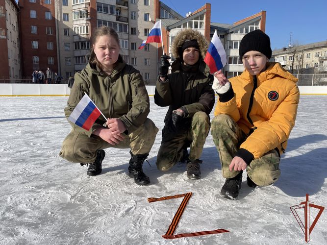 Кадеты профильных классов Росгвардии из Иркутска поддержали всероссийскую акцию «Своих не бросаем»