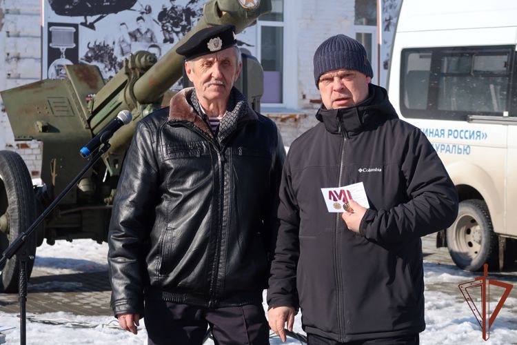 Ветераны войск правопорядка на Урале поддержали всероссийскую акцию «Своих не бросаем»