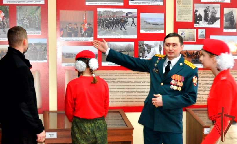 Акцию «Своих не бросаем!» поддержали росгвардейцы в Ростовской области (видео)