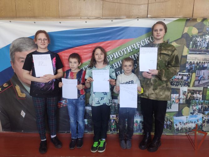 Воспитанники «Гвардейской смены» в Тамбовской области присоединились к акции "Своих не бросаем"