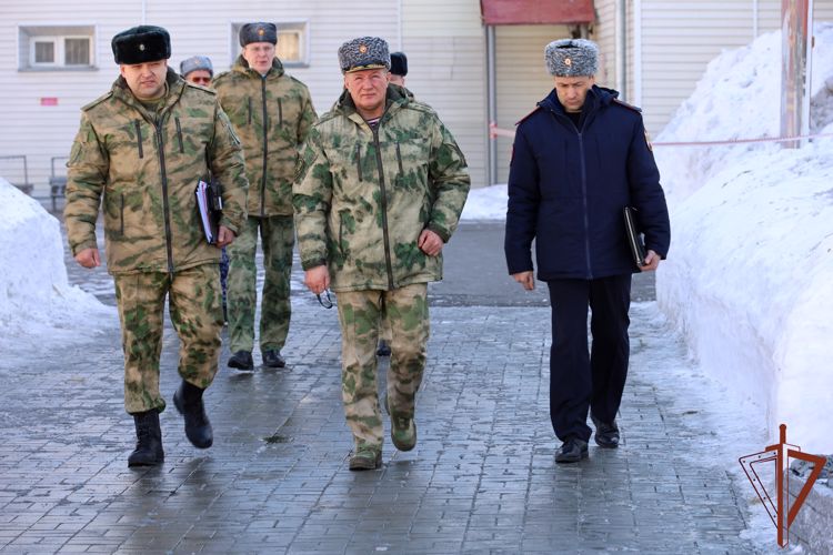 Командующий Приволжским округом Росгвардии проинспектировал подразделения ведомства, дислоцированные в Республике Татарстан  