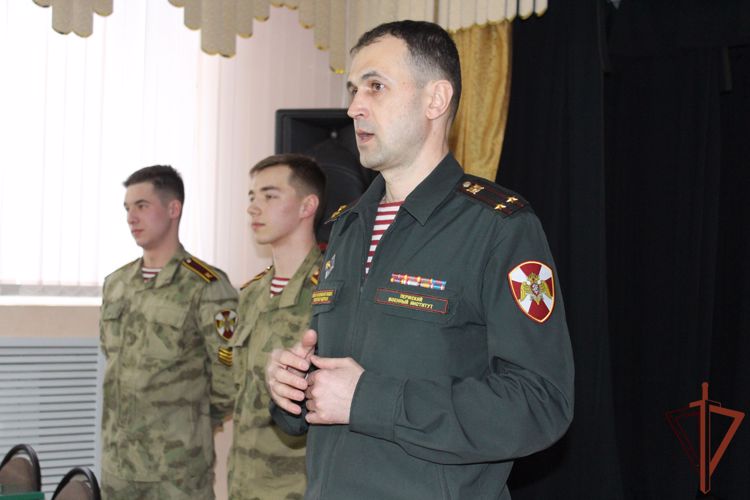 Кировские кадеты встретились с представителями Пермского военного института Росгвардии