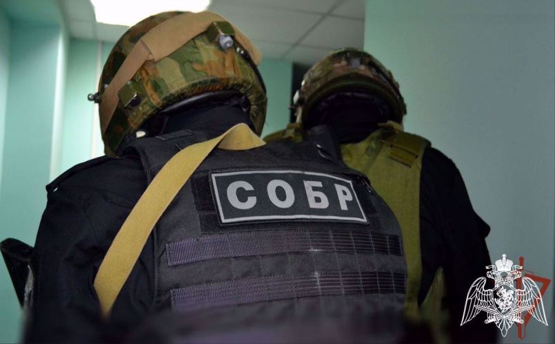 При содействии нижегородского СОБР Росгвардии задержаны подозреваемые в продаже контрафактной продукции
