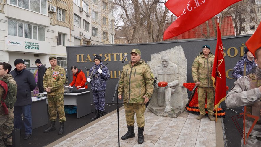 Автопробег по случаю Дня войск национальной гвардии состоялся в Саратове