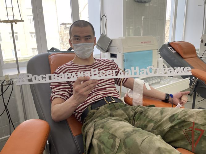 Росгвардейцы в Иркутске сдали кровь для пострадавших  жителей Донбасса