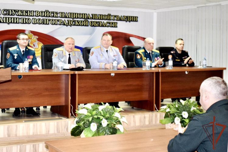 На юге России военнослужащие и сотрудники Росгвардии принимают поздравления с профессиональным праздником