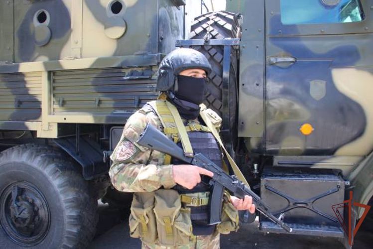 Росгвардия взяла под охрану Каховскую ГЭС