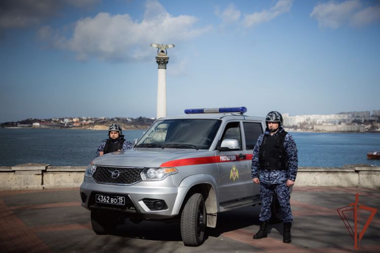 В Росгвардии отмечают восьмую годовщину воссоединения Крымского полуострова и Севастополя с Россией