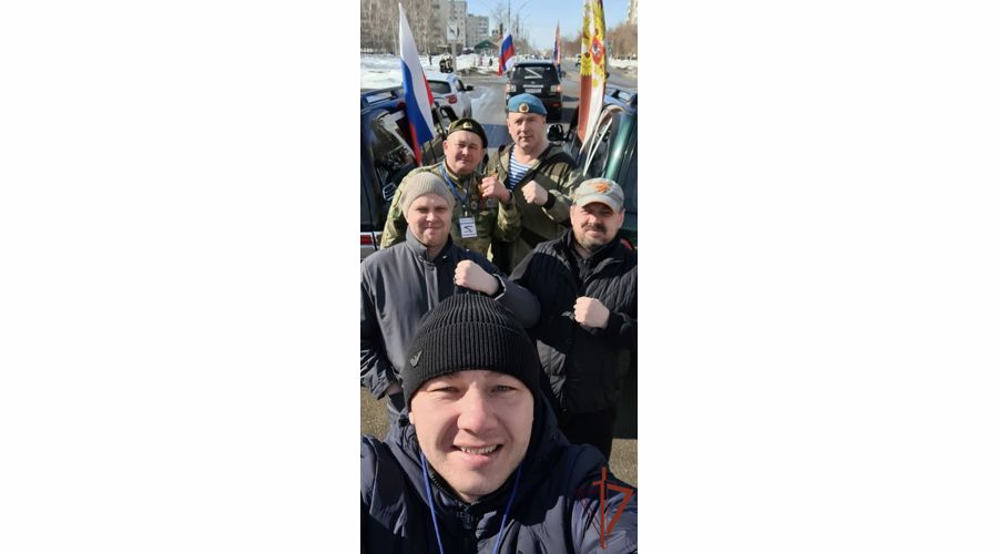 На Урале ветераны Росгвардии поддержали всероссийские акции в поддержку участников специальной операции на Украине (видео)