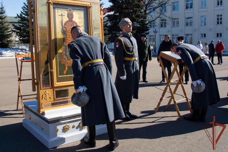 В дивизии имени Дзержинского состоялся молебен о ратных успехах росгвардейцев