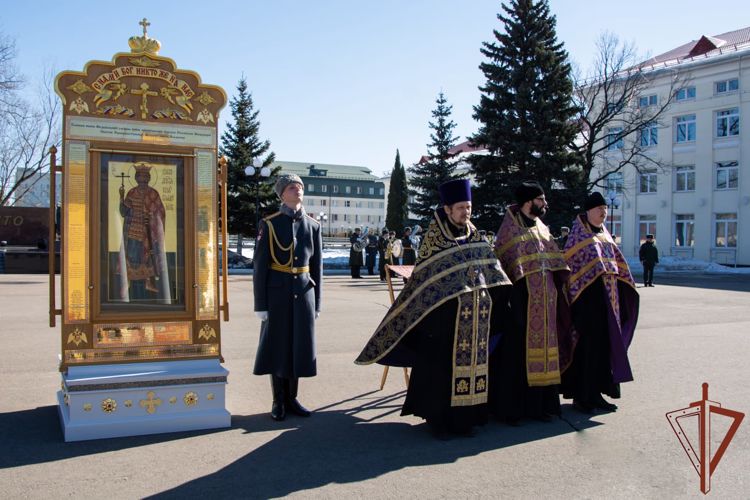 В дивизии имени Дзержинского состоялся молебен о ратных успехах росгвардейцев