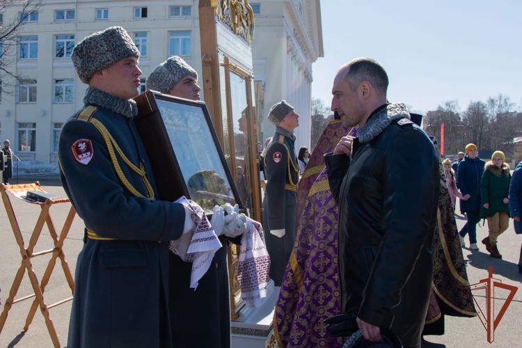 В дивизии имени Дзержинского состоялся молебен о ратных успехах росгвардейцев