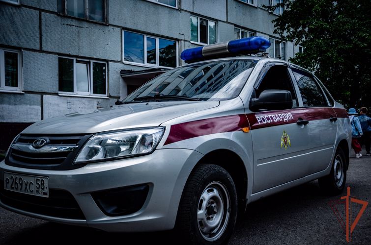 Патруль Росгвардии задержал напавшего на водителя общественного транспорта жителя Пензы