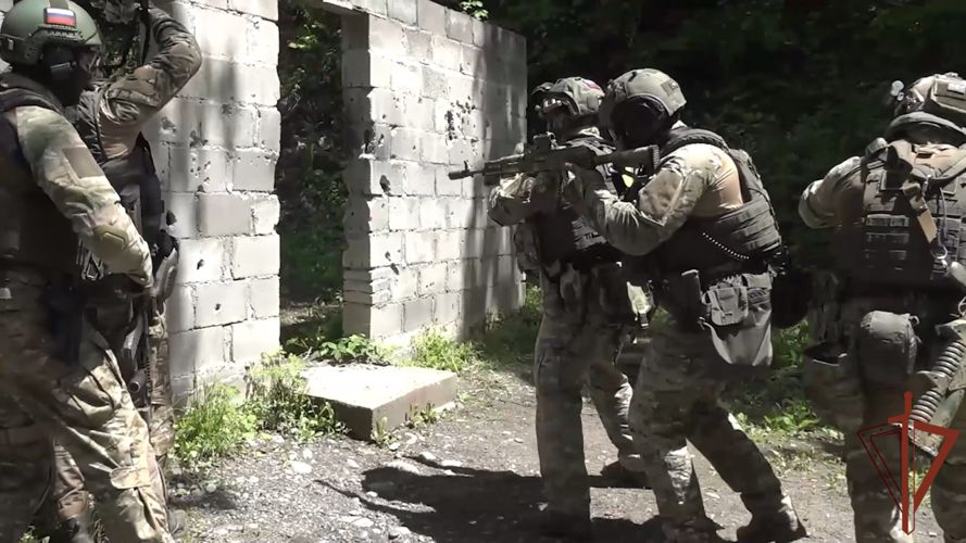 Звезды кино и эстрады записали гимн,посвященный СОБРу "Рысь" Росгвардии