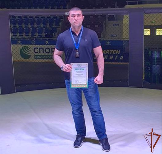 Росгвардеец стал бронзовым призером чемпионата Уральского федерального округа по смешанному боевому единоборству (ММА)  