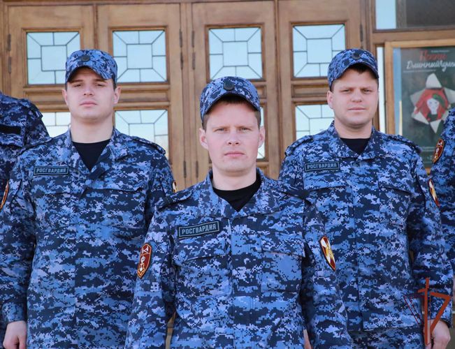 В Мордовии росгвардейцы совместно с ансамблем «Торама» приняли участие в патриотической акции