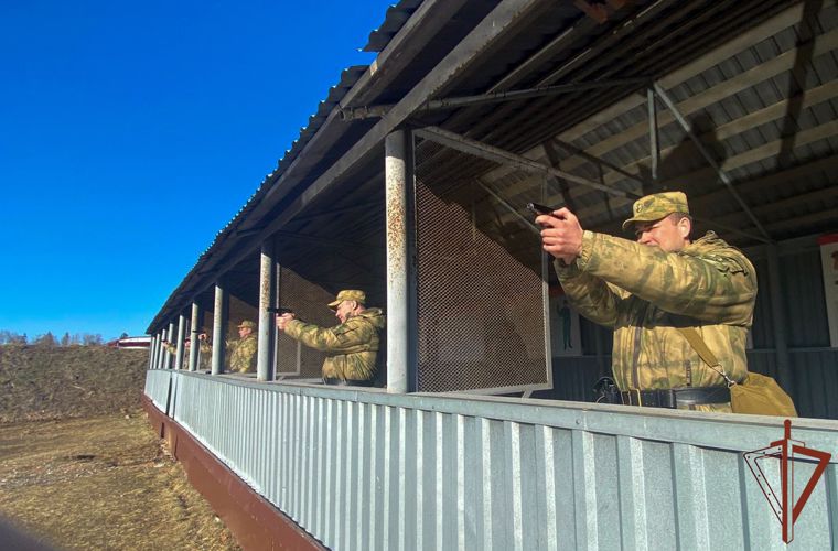 В Уральском округе Росгвардии проходит контрольная проверка за зимний период подготовки