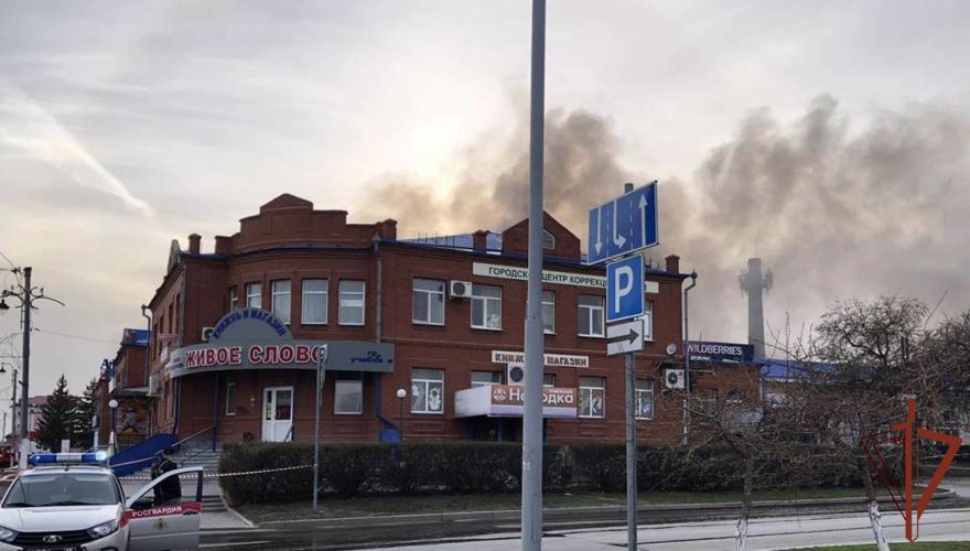Росгвардейцы оказали содействие МЧС во время пожара в Тюменской области