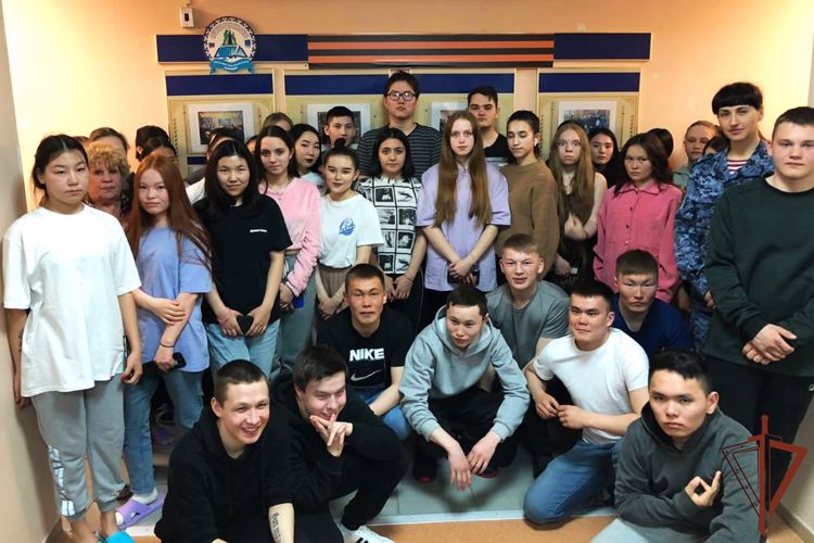Росгвардия проводит патриотические мероприятия и акции для школьников и студентов Ямала