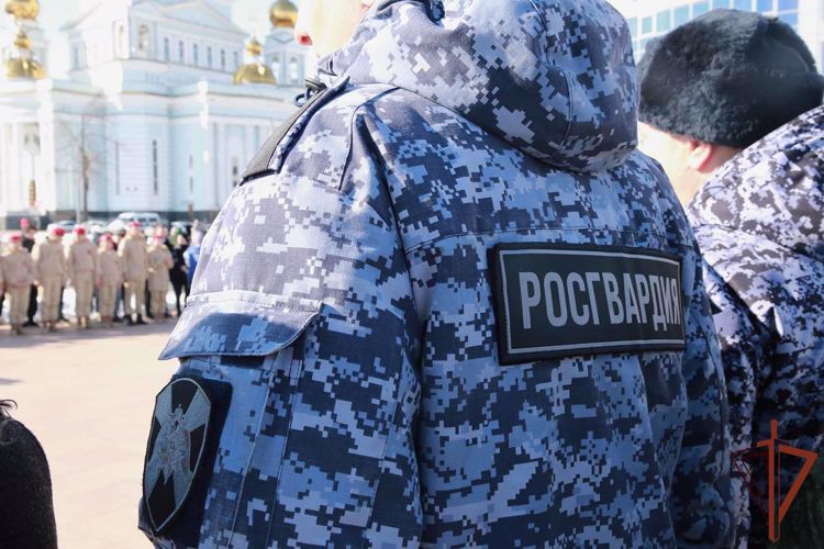 В Мордовии росгвардейцы дали старт акции «Георгиевская ленточка» 