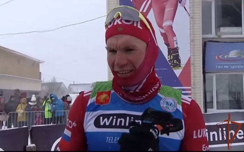 Офицер Росгвардии Александр Большунов одержал победу в марафоне Чемпионата России по лыжным гонкам 
