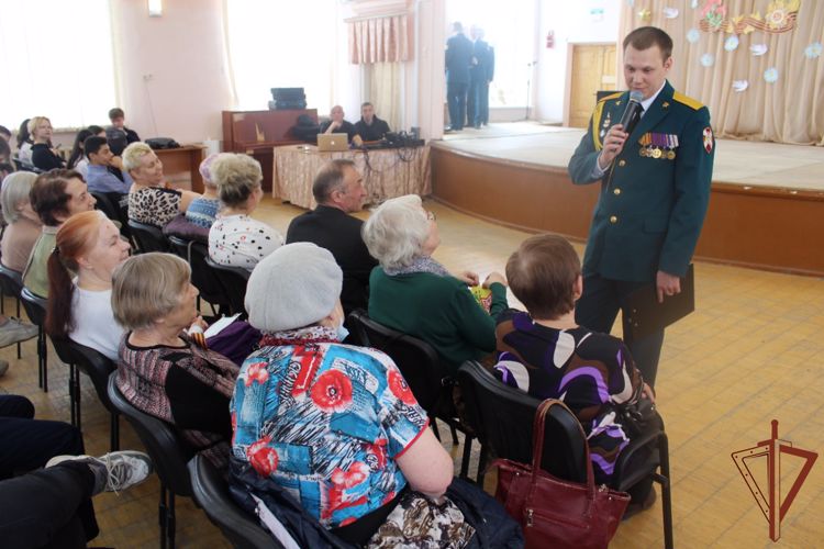  Ансамбль песни и пляски Уральского округа Росгвардии присоединился ко Всероссийской  акции «Георгиевская лента»