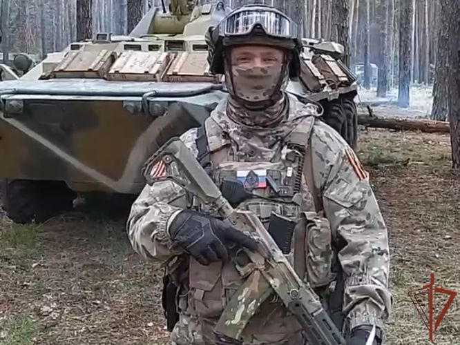 Участвующие в специальной военной операции росгвардейцы поблагодарили сибирских кадет за поддержку 