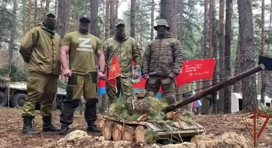 Бойцы Росгвардии поблагодарили орловских детей за письма и рисунки