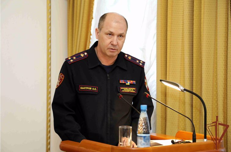 Начальник курганского управления Росгвардии выступил на заседании областной Думы