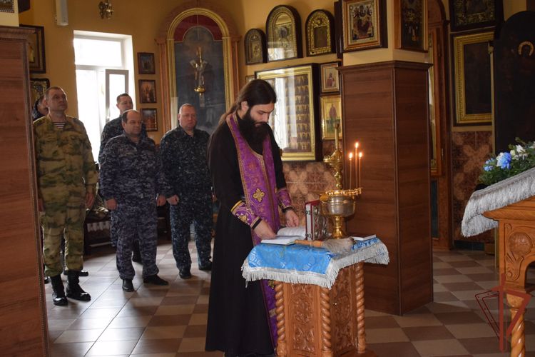 В Северо-Кавказском округе Росгвардии прошли молебны о здравии участников спецоперации