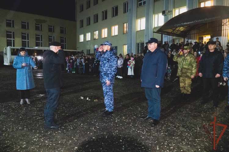 Вернувшихся из служебной командировки росгвардейцев встретили в Пензенской области 